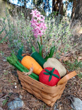 Veggie Basket with aspargus by Wool Food