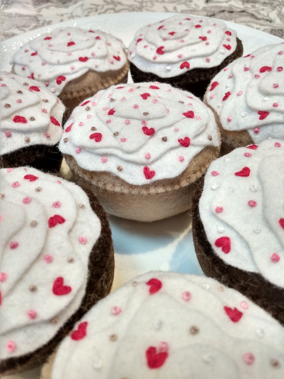 Valentine's Cupcakes by Wool Food in a baker's box