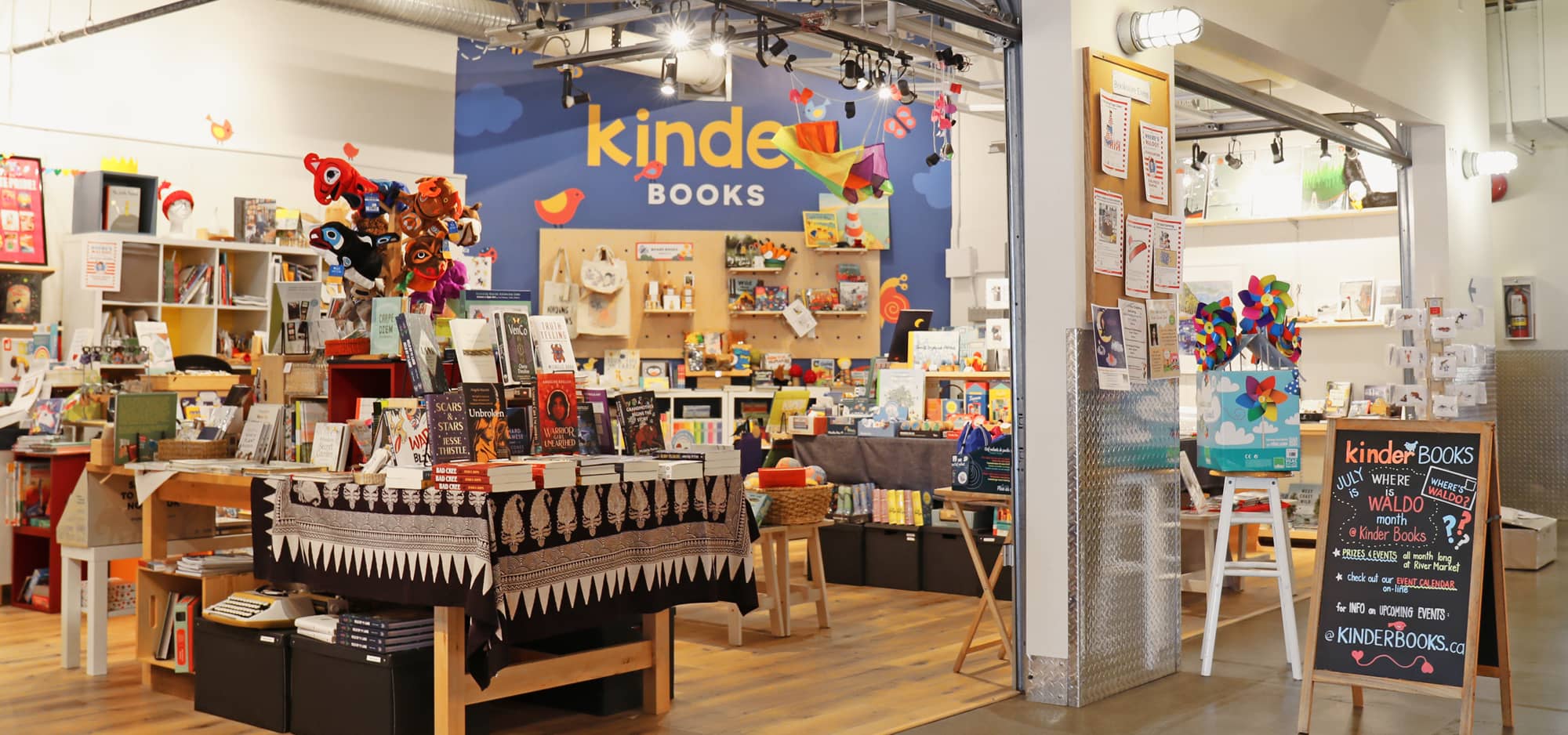 Interior photo of Kinder Book children's bookstore.