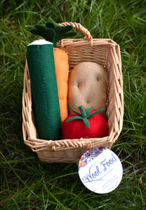 Veggie Basket by Wool Food -4pcs (carrot, tomato, potato, zucchini)